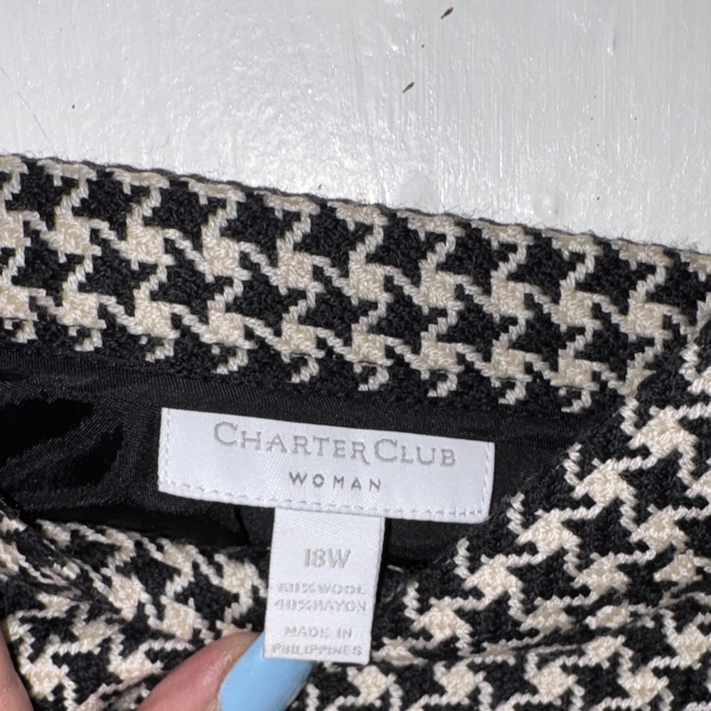 Chartered Club Elegant Black and White Checkered Skirt - Picture 3 of 8